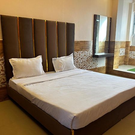 Hotels7Apple Mahoba Dış mekan fotoğraf