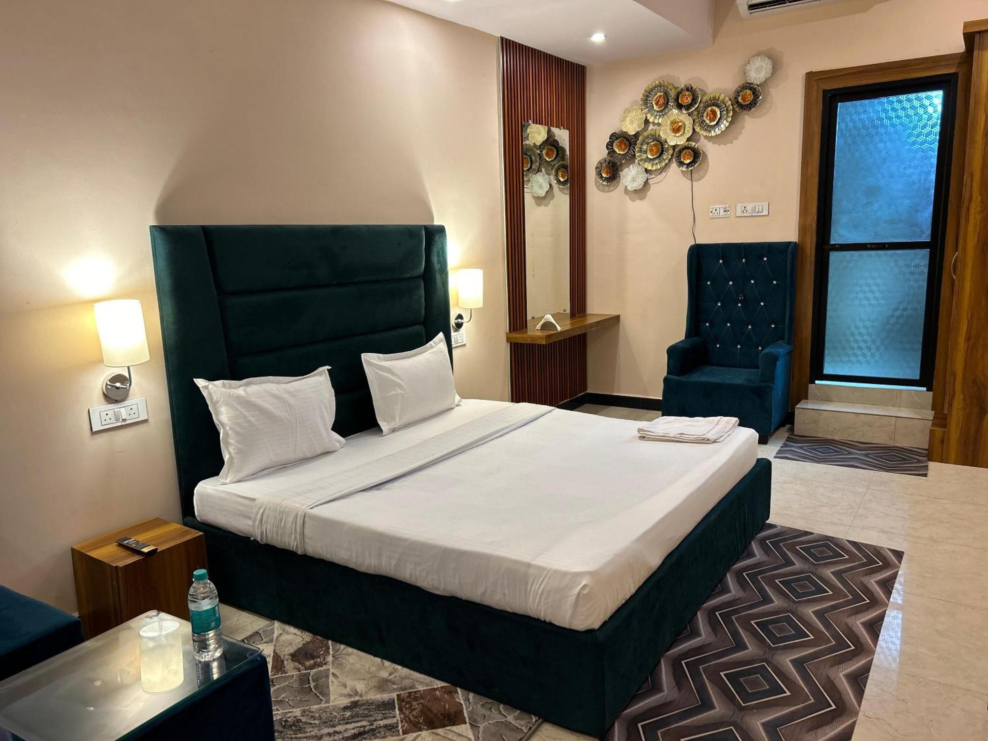 Hotels7Apple Mahoba Dış mekan fotoğraf